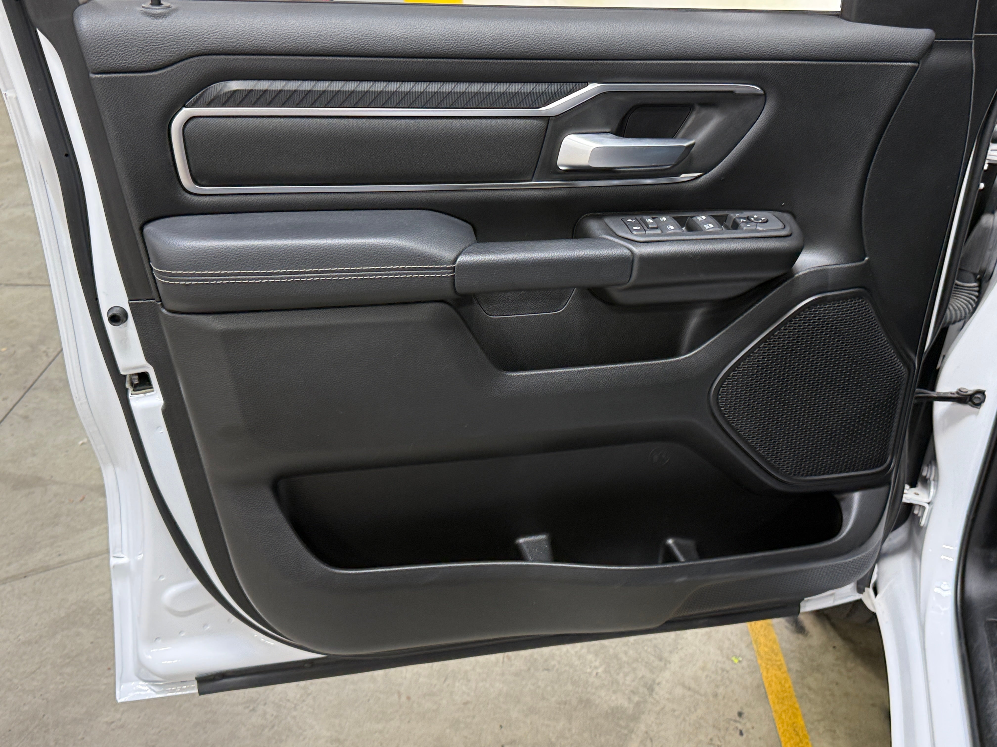 ram ram 1500 pickup 2025 1C6SRFFP4SN532886 image ram ram 1500 pickup 2025 1C6SRFFP4SN532886 image